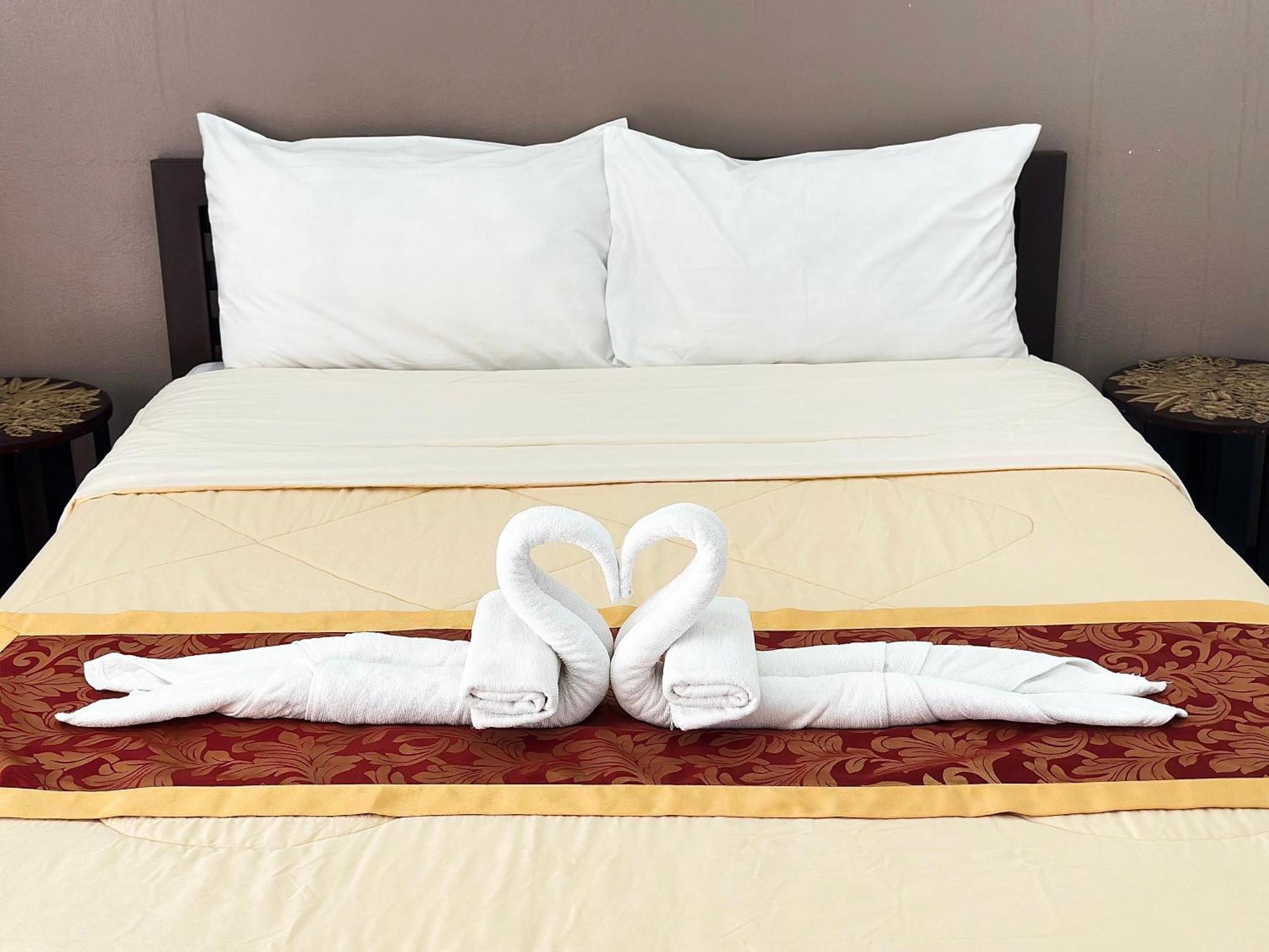 Rueangrat Hotel Ranong Exterior foto