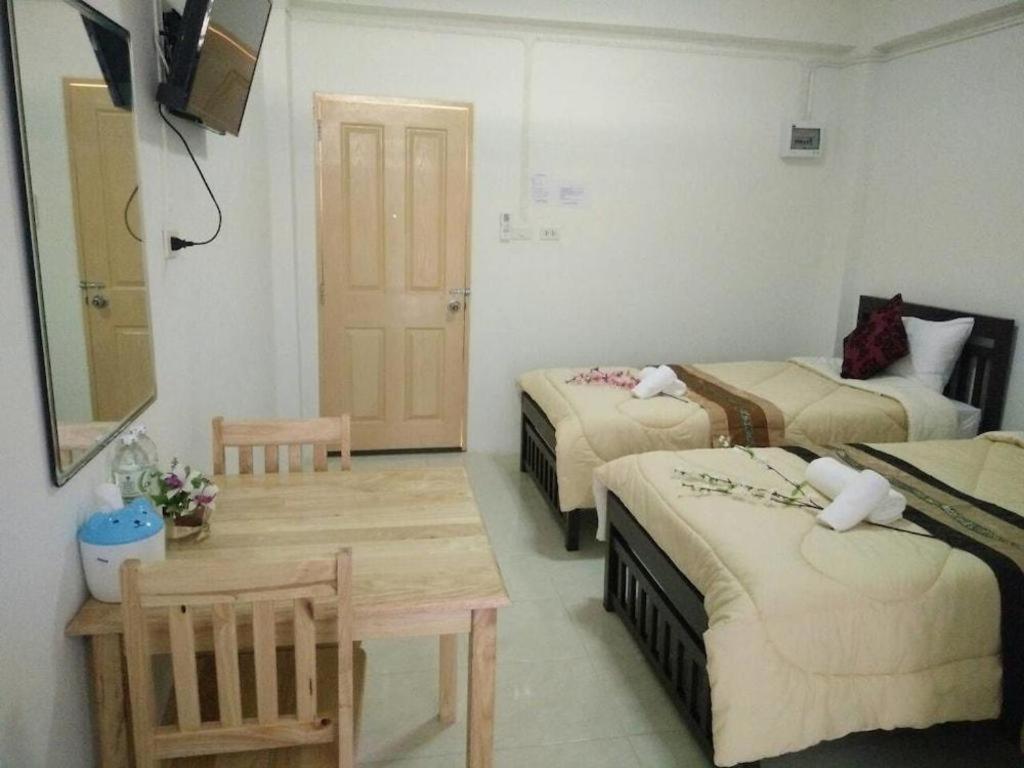 Rueangrat Hotel Ranong Exterior foto