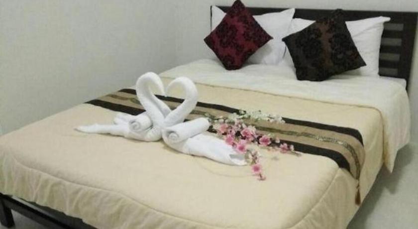 Rueangrat Hotel Ranong Exterior foto