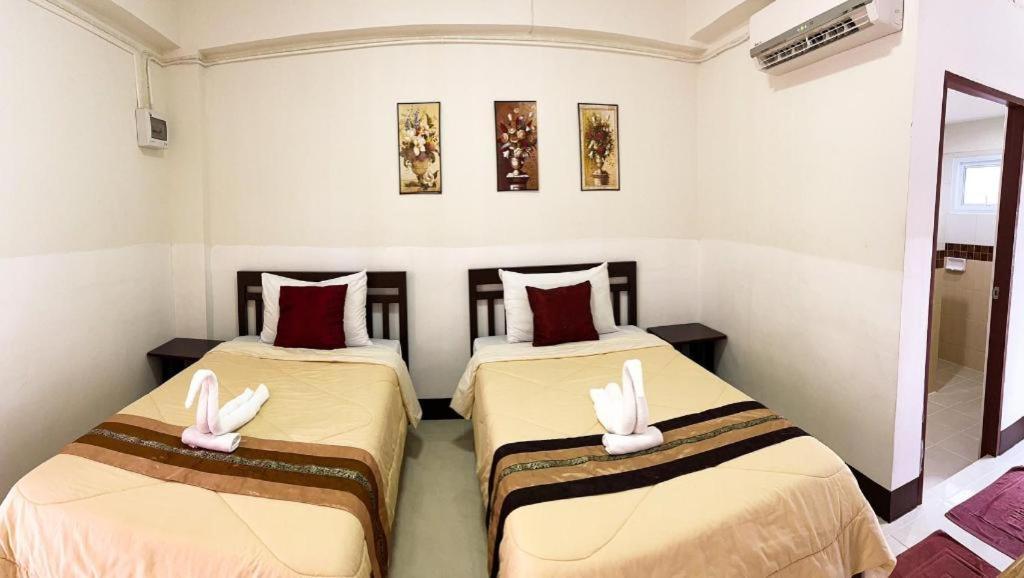 Rueangrat Hotel Ranong Exterior foto