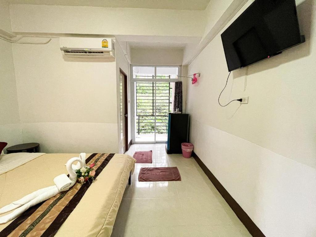 Rueangrat Hotel Ranong Exterior foto