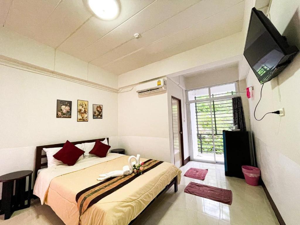 Rueangrat Hotel Ranong Exterior foto